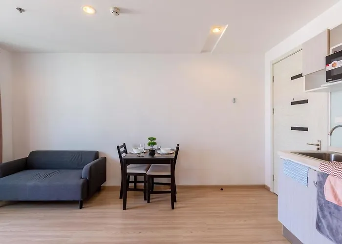 Luxury Skyfloor Onnut Bts 40sqmt Gym Pool Netflix 2 Minutes To Bts