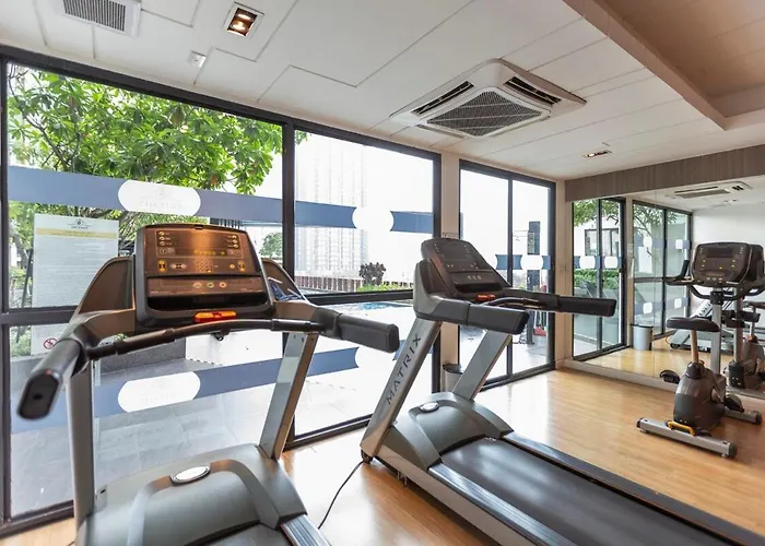 Luxury Skyfloor Onnut Bts 40sqmt Gym Pool Netflix 2 Minutes To Bts * Bangkok