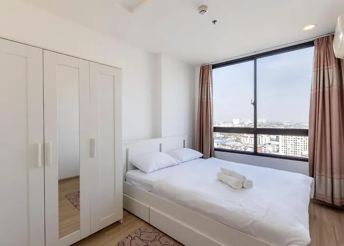 Luxury Skyfloor Onnut Bts 40sqmt Gym Pool Netflix 2 Minutes To Bts * Bangkok