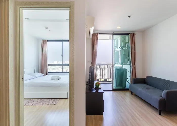 Luxury Skyfloor Onnut Bts 40sqmt Gym Pool Netflix 2 Minutes To Bts * Bangkok